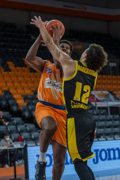 和西班牙语 和西班牙语