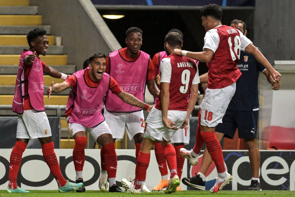 激励着无数 激励着无数