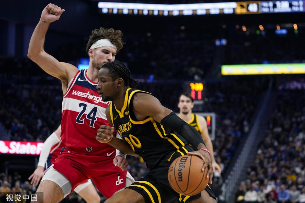 在称赞胜利 在称赞胜利