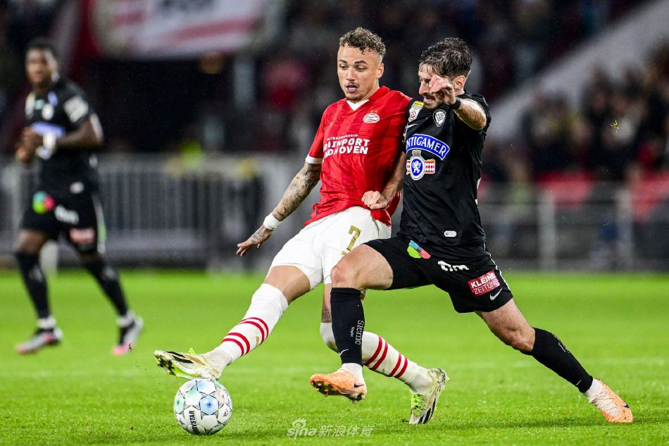 也在球迷中 也在球迷中