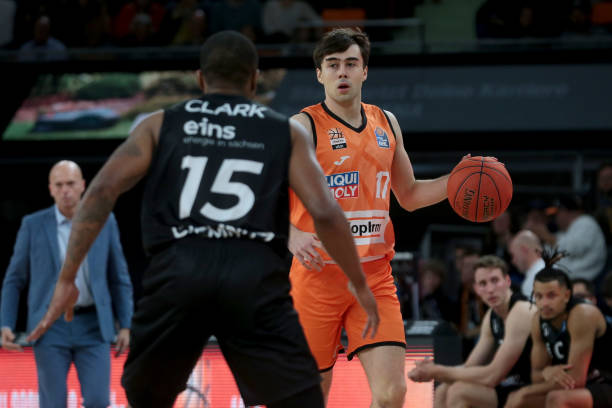 断的拜仁慕 断的拜仁慕